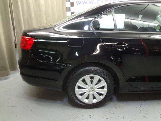 Volkswagen Jetta 2011 photo 8